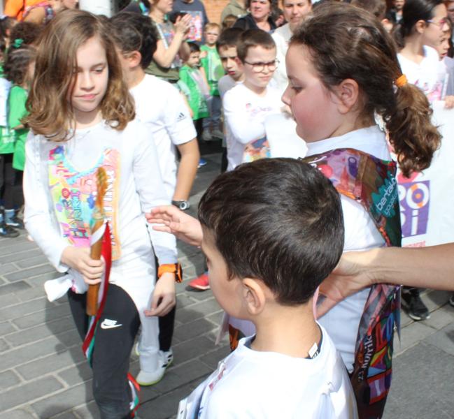 Todos los centros educativos recogieron el testigo del euskera y gritaron los tradicionales lemas de la Korrika.