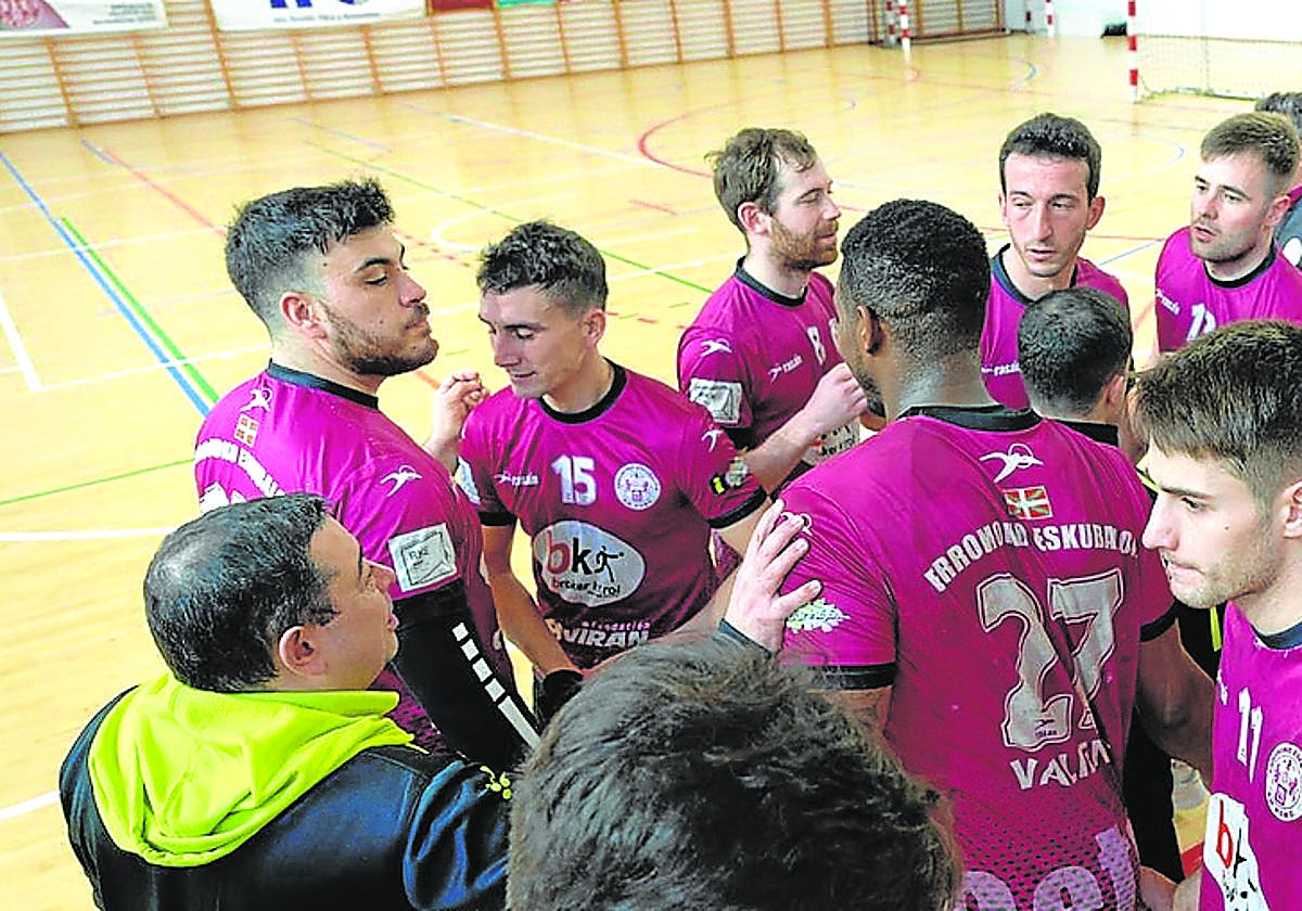 El equipo en uno de los últimos encuentros disputados.