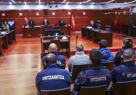 Los ya condenados, durante el juicio desarrollado en la Audiencia Provincial de Álava.