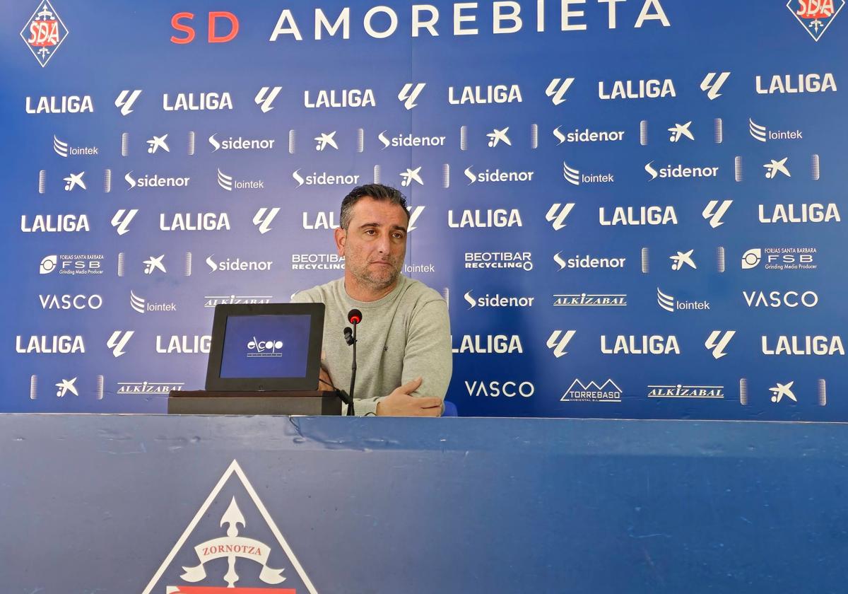 Jandro, en rueda de prensa.