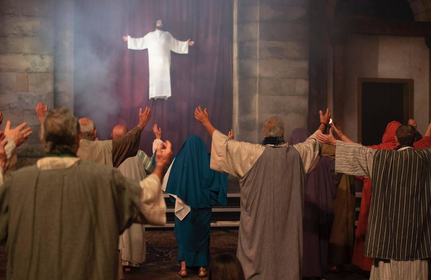 Imagen secundaria 1 - Diferentes secuencias de La Pasión de Durango.
