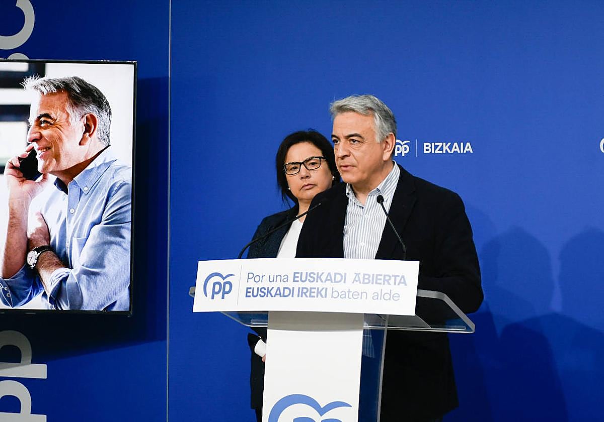 Javier De Andrés y Ana Vázquez, en la rueda de prensa de este martes.
