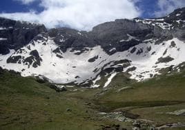 Muere una adolescente de Pamplona de 14 años en los Pirineos franceses tras sufrir una caída cuando hacía senderismo