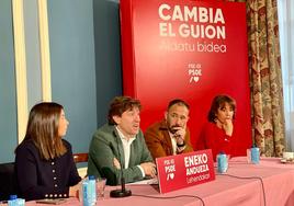 Los cabeza de lista socialistas han comparecido en Bilbao.