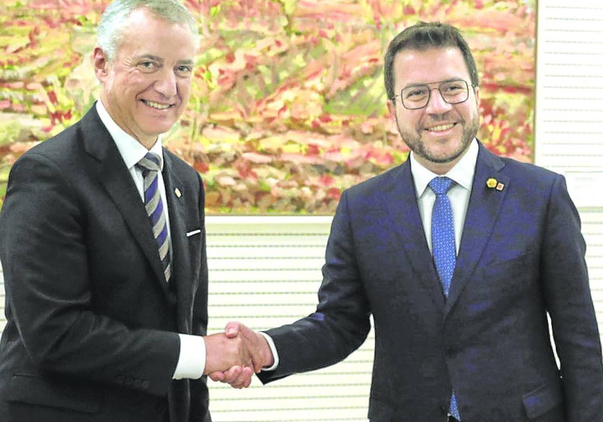 Urkullu y Aragonès, en la reunión que mantuvieron en Bruselas en enero pasado.