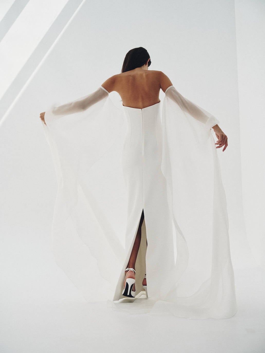 Las bilbaínas Sophie et Voilà deslumbran en Milán con vestidos de novia inspirados en la capital vizcaína