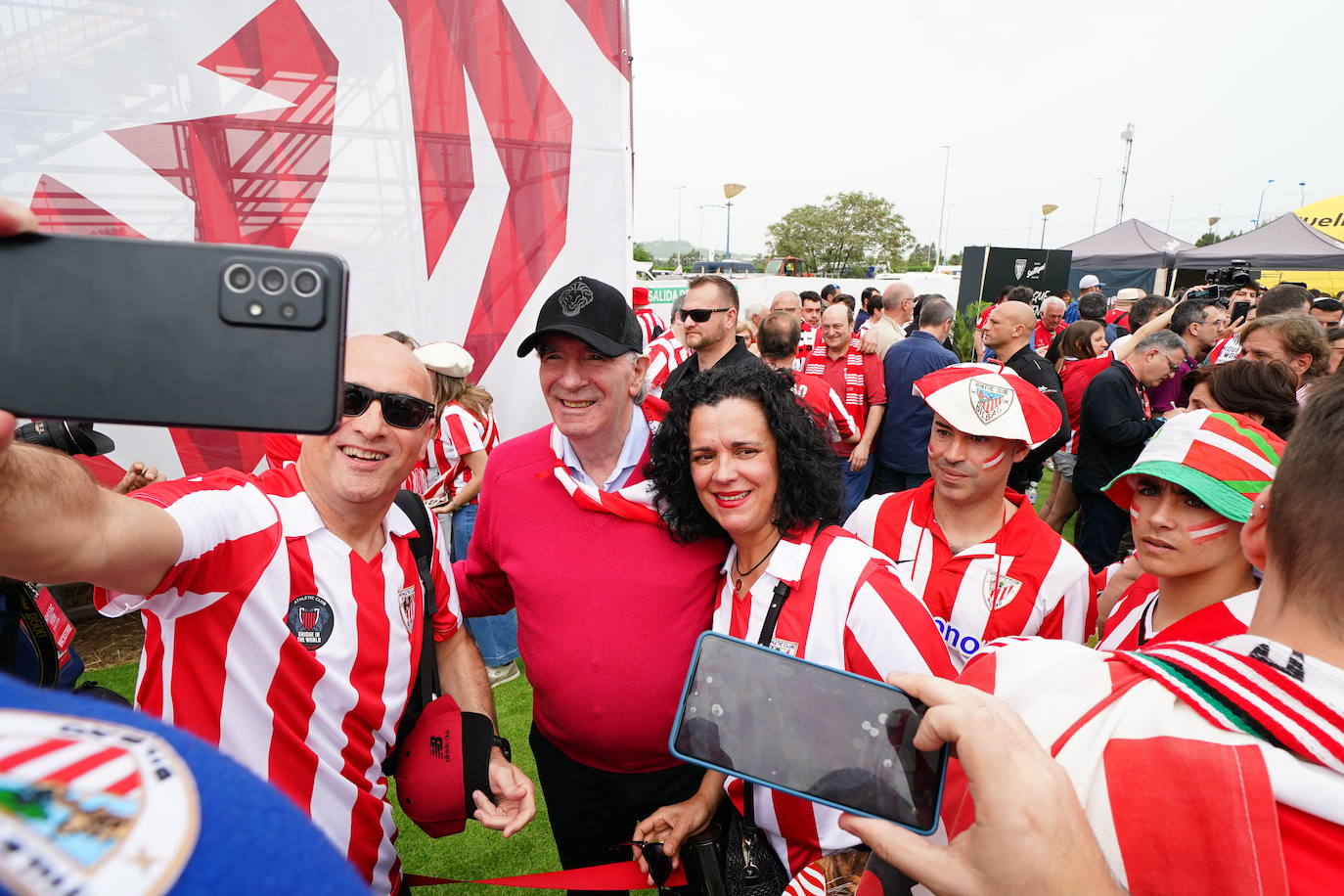 Las fotos de la final: la afición se vuelca con el Athletic en Sevilla