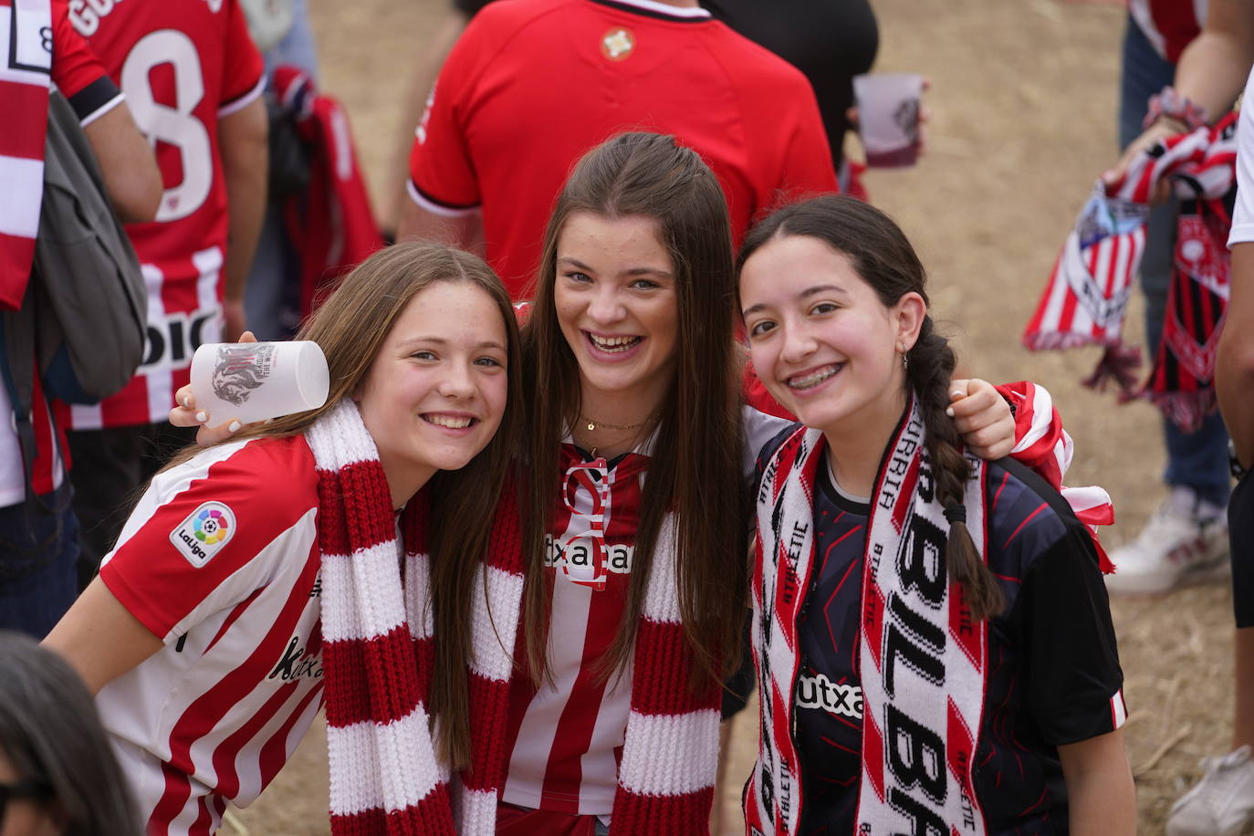 Las fotos de la final: la afición se vuelca con el Athletic en Sevilla