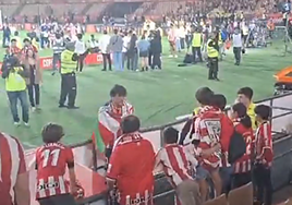 El detallazo de Unai Gómez con un niño nada más levantar la Copa