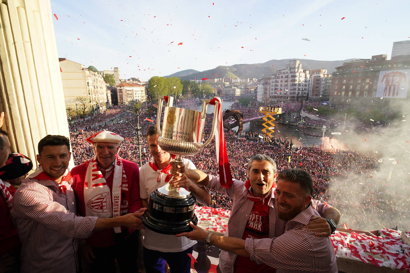 Fotos | Así ha sido el recibimiento en el Ayuntamiento