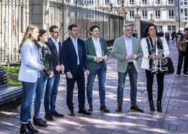 Alba García, Miren Gorrotxategi, Pello Otxandiano, Imanol Pradales, Eneko Andueza y Javier de Andrés.