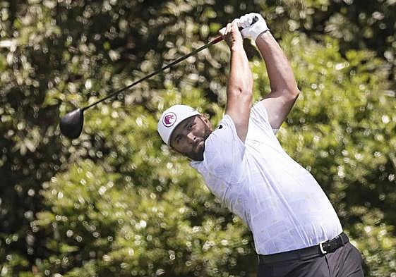 Rahm mejoró con el drive, pero los fallos con el putt le impidieron acercarse al grupo cabecero.