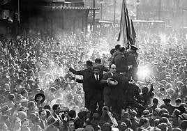 93 años de la República