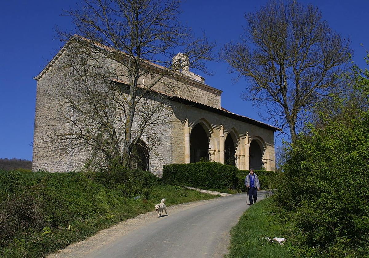 Ermita de Santa María de Aiala.