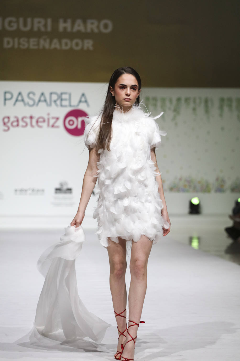 La pasarela Gasteiz On pone el broche final a la presentación de las tendencias de la temporada primavera-verano