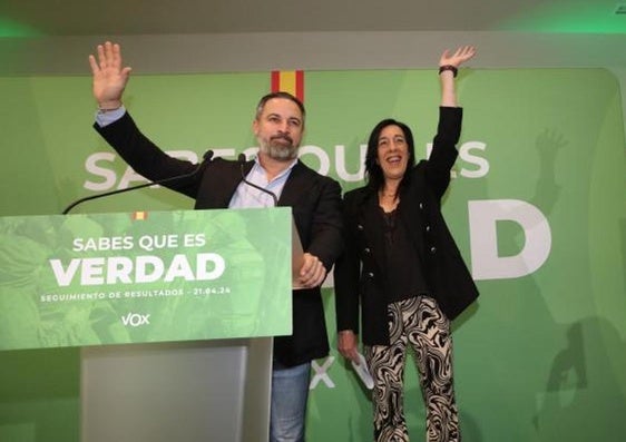 Santiago Abascal y Amaia Martínez.