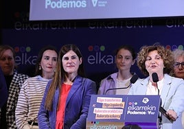 Pilar Garrido valora los resultados, con Miren Gorrotxategi a su derecha.