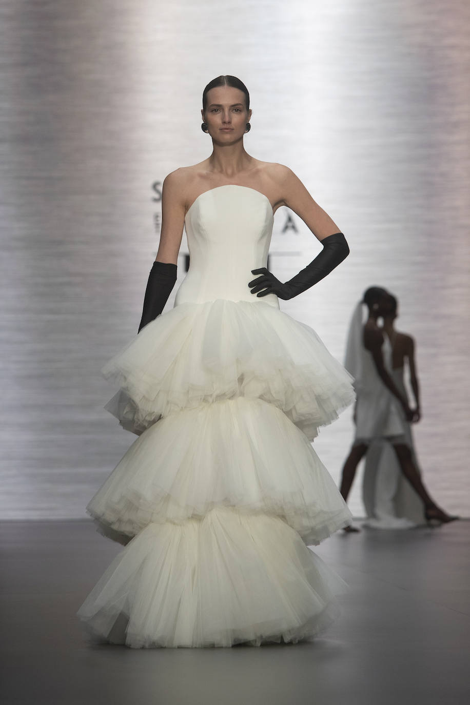 Las bilbaínas Sophie et Voilà se consagran como las mejores diseñadoras nupciales del mundo