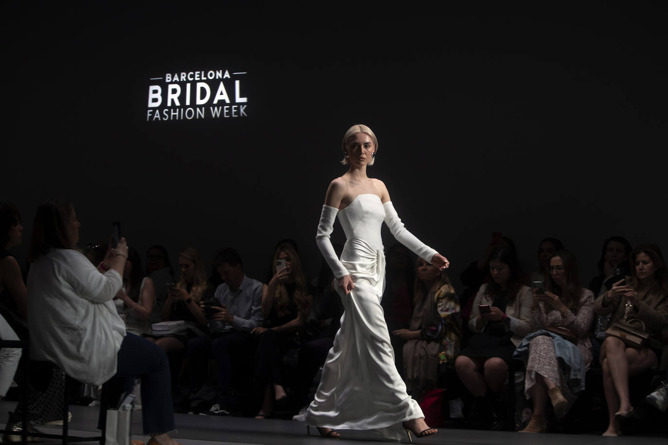 Las bilbaínas Sophie et Voilà se consagran como las mejores diseñadoras nupciales del mundo