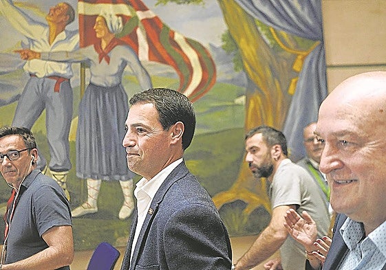 Pradales liderará la renovación en el Gobierno vasco.