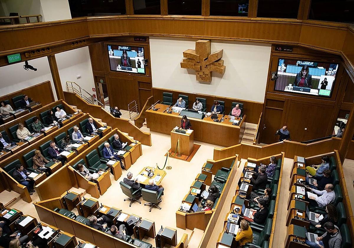 El nuevo Parlamento vasco quedará constituido a mediados de mayo