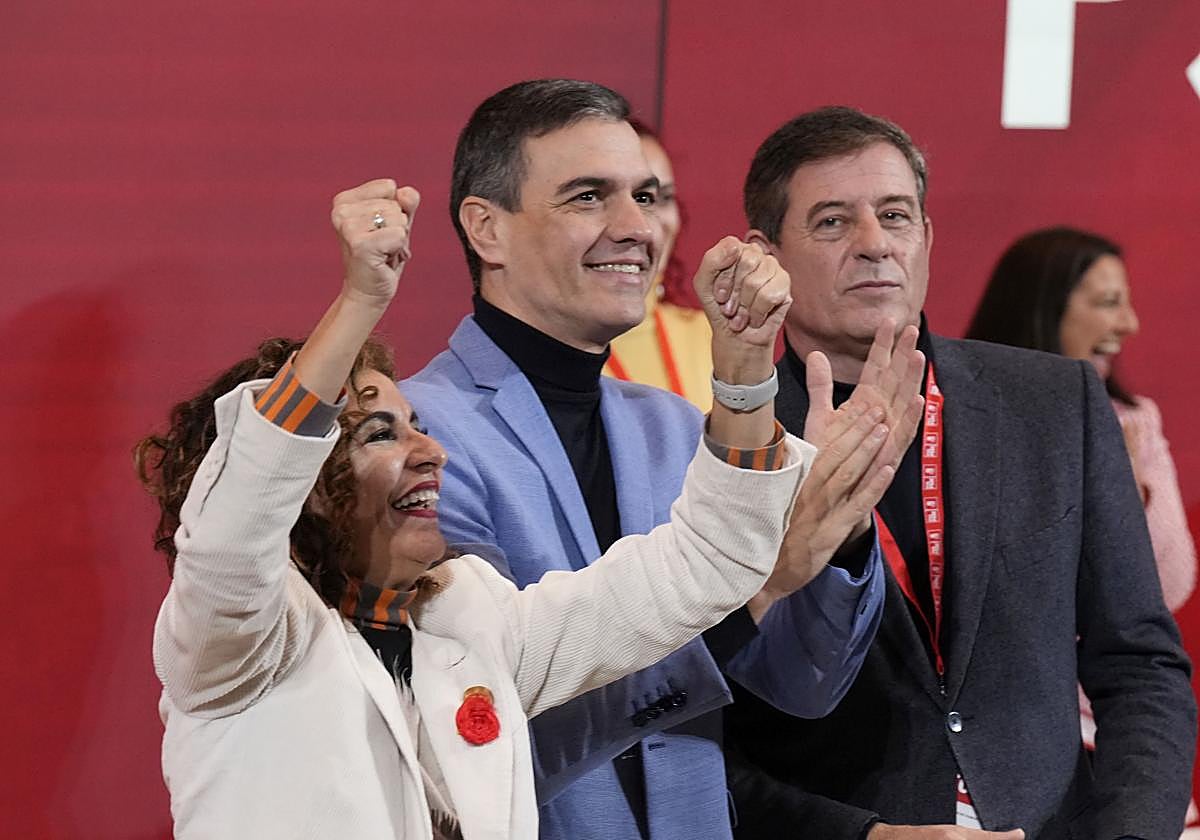 El sanchismo contraataca