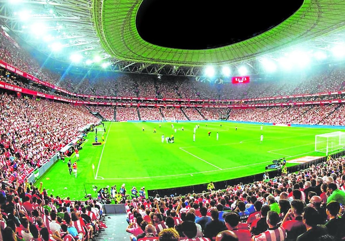 El Athletic atribuye a su firmeza la desaparición de los cánticos ofensivos en San Mamés