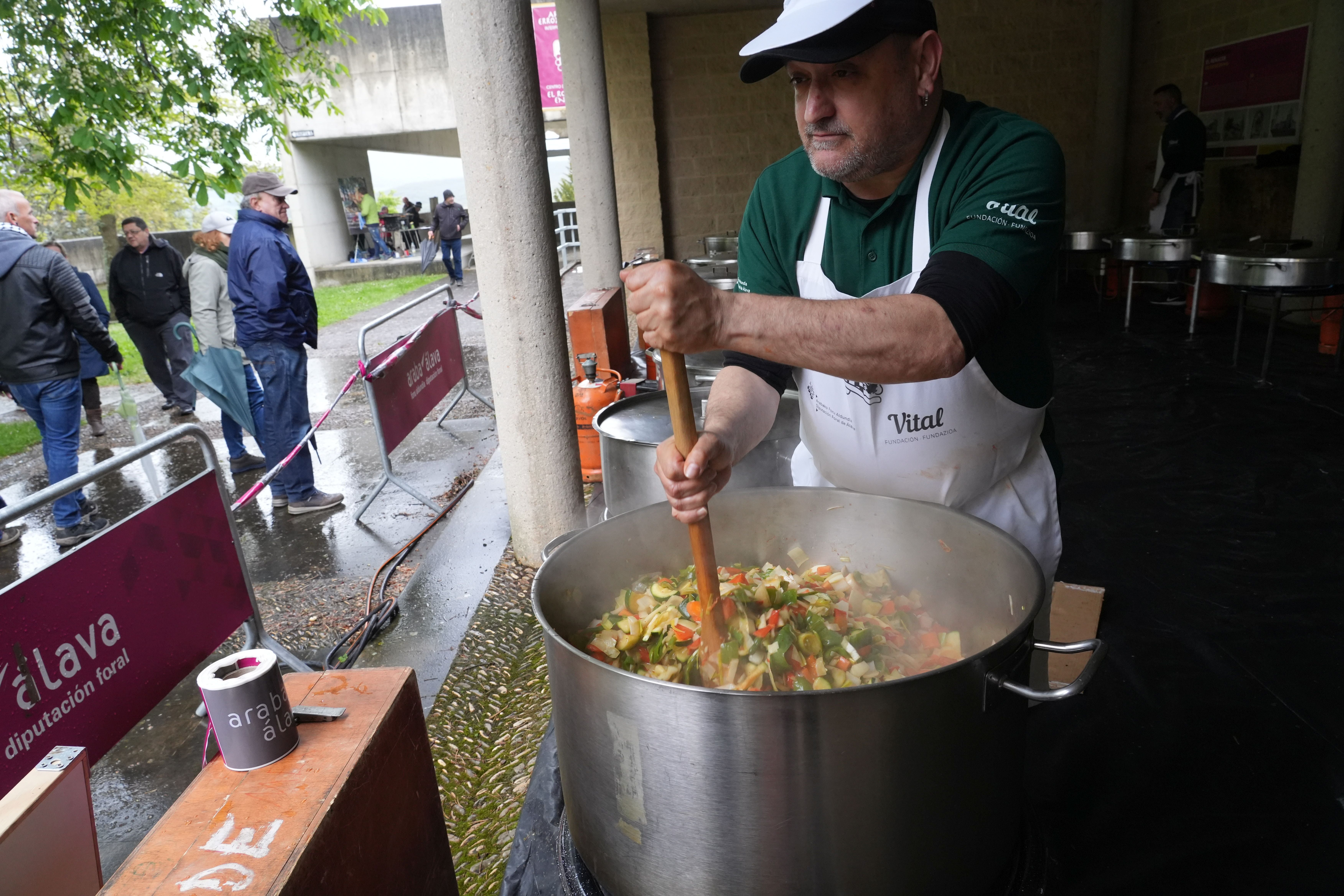 En Estíbaliz se repartirán 1.300 pintxos de carne guisada con patata gratis.