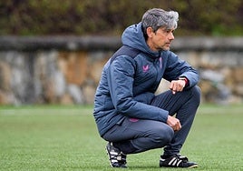 David Aznar, durante el entrenamiento de este jueves en Lezama.