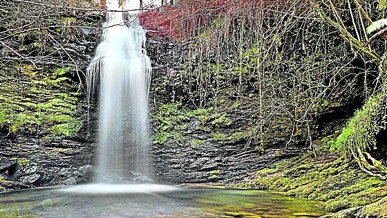 Encantos acuáticos y aguas misteriosas
