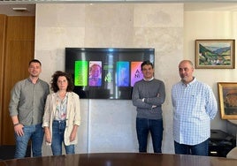 Miembros del equipo de gobierno de Amurrio y de la consultora que han desarrollado la marca ciudad.