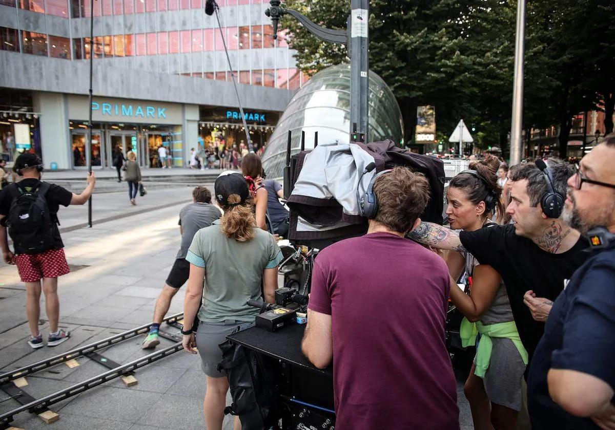 Escena de un rodaje en la Gran Vía de Bilbao.