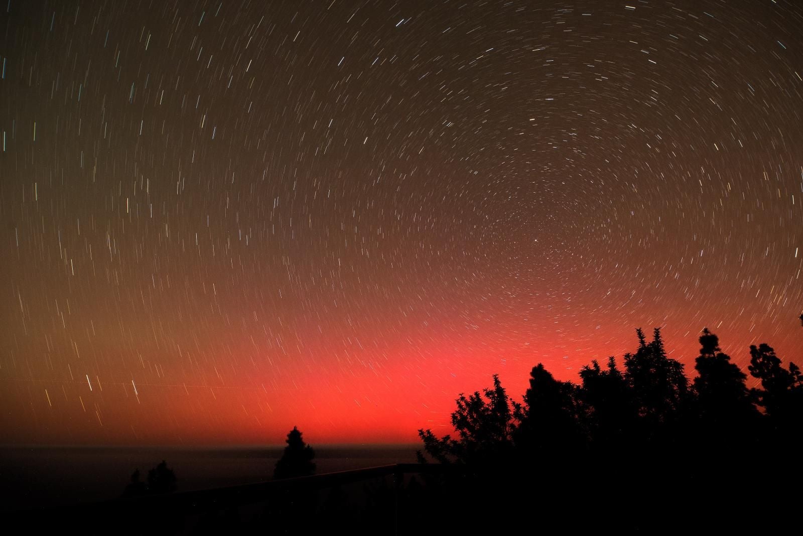 La aurora boreal tiñe el cielo de todo el mundo