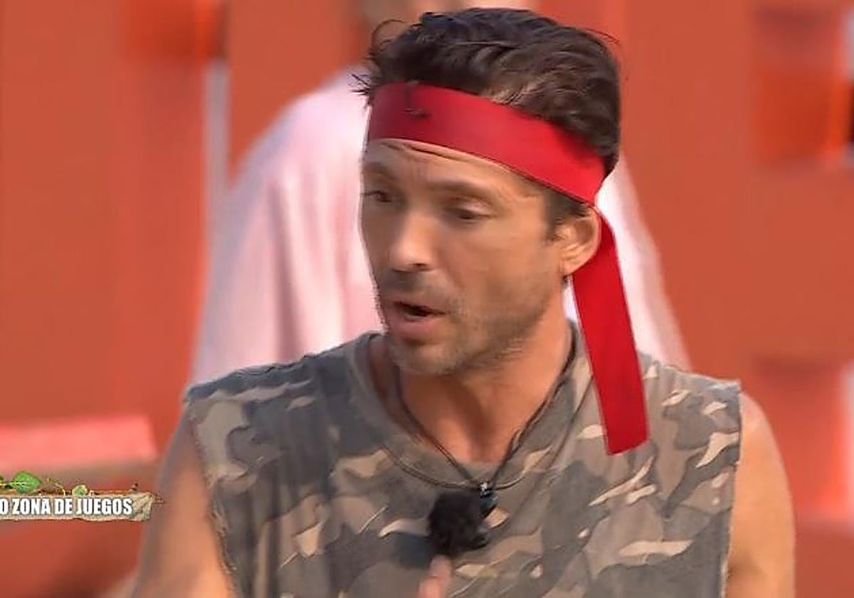 Ángel Cristo cruza los límites y carga contra la organización de 'Supervivientes'