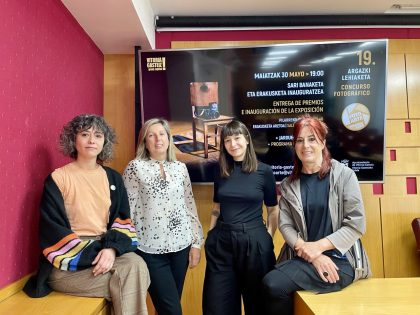 Las imágenes ganadoras y finalistas de FotoArte viajan por los centros cívicos de Vitoria