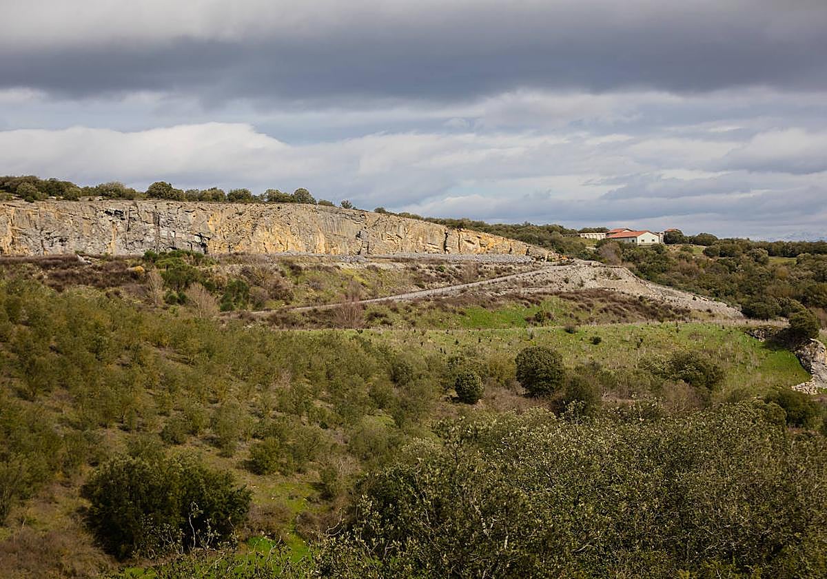 Vista de la mina de Nanclares de la Oca.