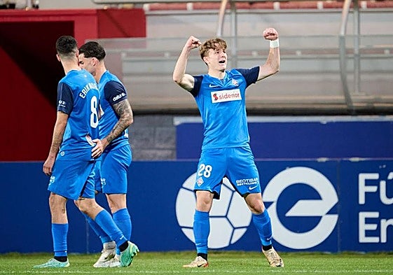 Félix Garreta, el jugador del Amorebieta, evoluciona de forma «lenta pero favorable»