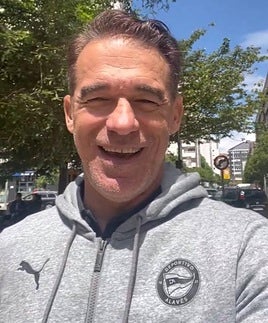 El selfie de Luis García animando a la afición del Alavés a sumarse a «la gran fiesta» de esta noche
