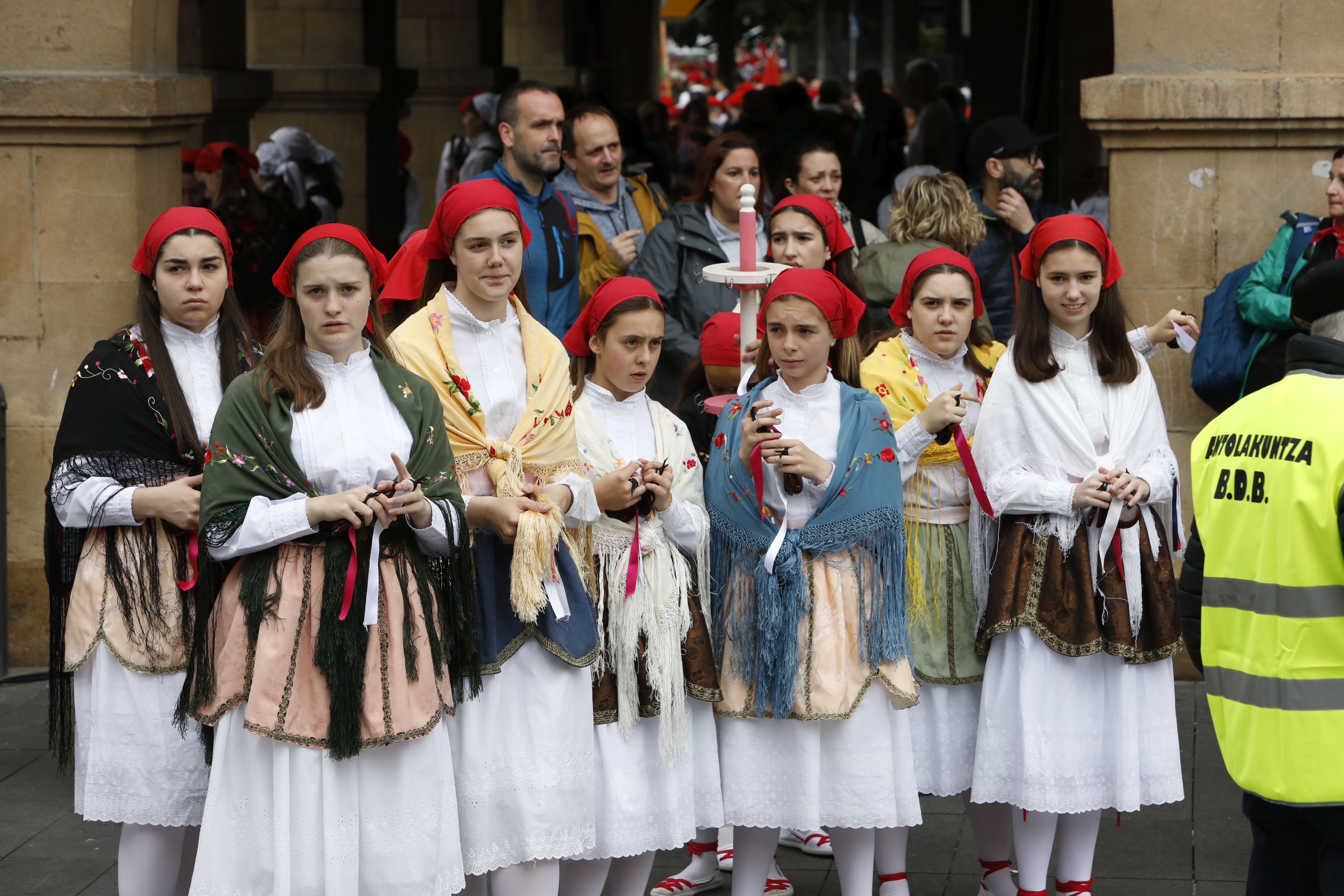 La gran fiesta de los bailes tradicionales en Amorebieta