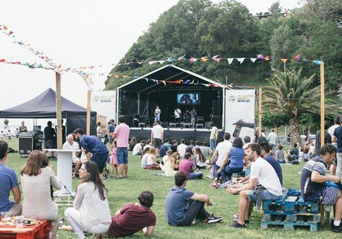 Una de las ediciones del festival de música local que se celebra en el Puerto Viejo de Getxo.