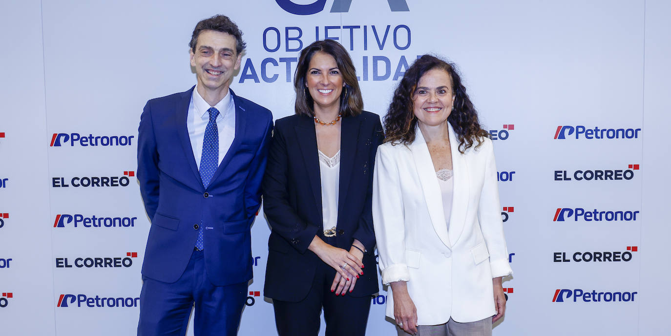 Ricardo Chocarro, Marta Barredo y Gema Ortiz de Barrón.