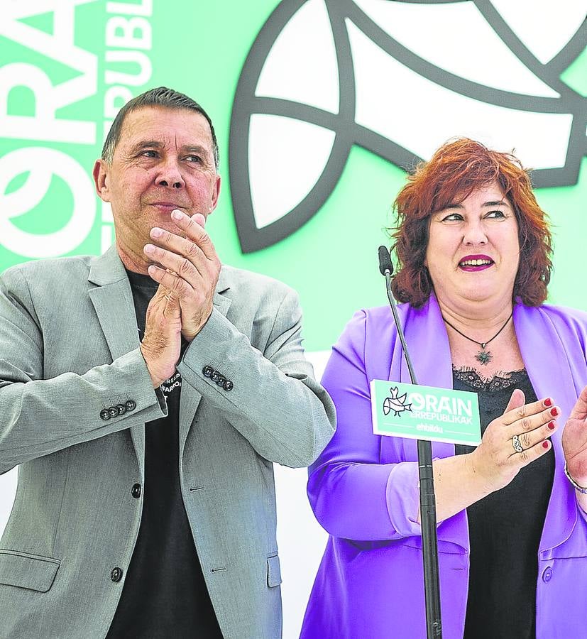 Otegi ve imprescindible «defender la paz frente al militarismo»