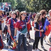 Aficionados del Barça: «Todos nos animan, estamos como en casa»