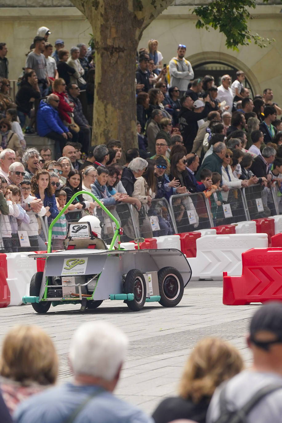 El centro de Vitoria se convierte en un circuito de carreras