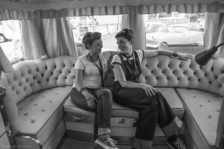 Se vende por Wallapop la caravana «hortera» que sirvió de camerino a Penélope Cruz