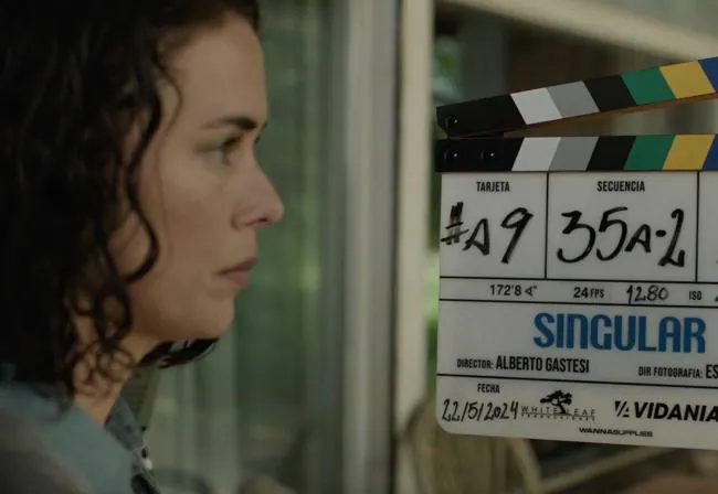 帕特里夏·洛佩斯·阿尔奈斯 (Patricia López Arnaiz) 谈论《Singular》的拍摄。