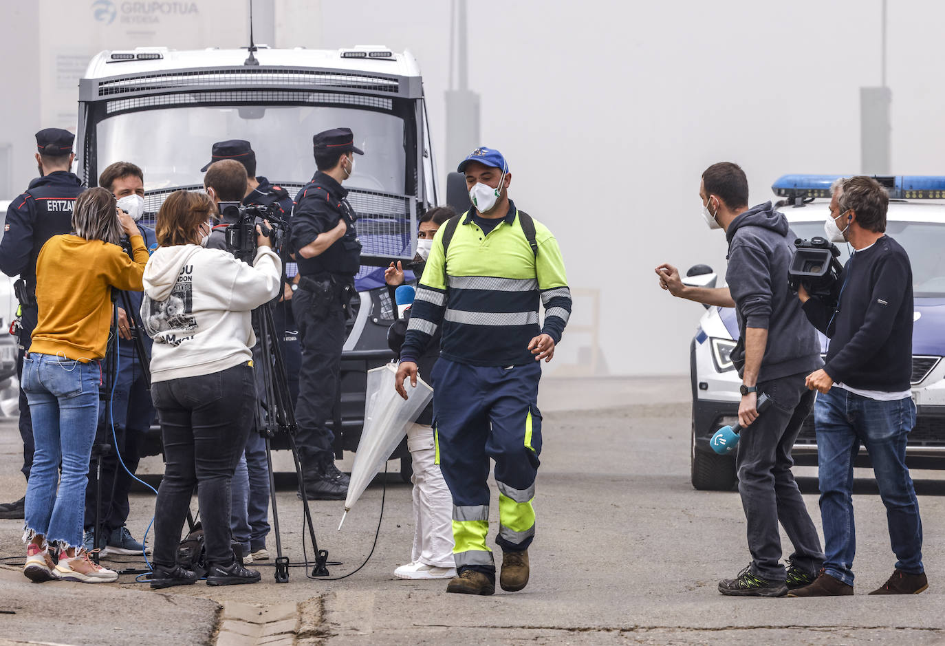 Las imágenes del incendio de Goiain