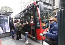 Los trabajadores de Bilbobus mantendrán la huelga indefinida durante el verano