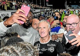 Didier Deschamps, seleccionador de Francia, salió de las filas del Aviron Bayonnais.