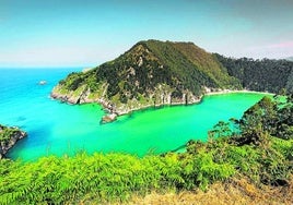 La costa desde el mirador de Tina Menor.